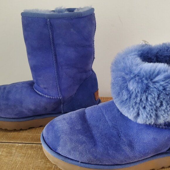 UGG Classic Short II Boot - Picture 9 of 12